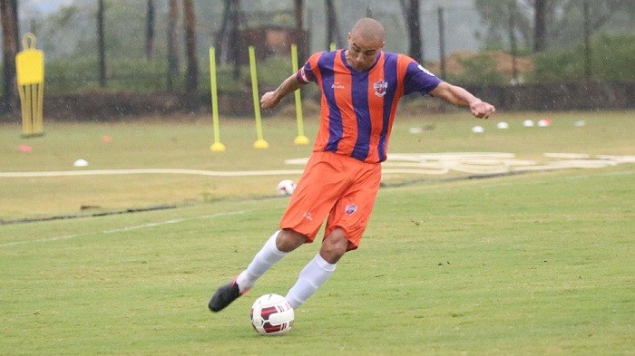 FC Pune City striker David Trezeguet could not get his ISL career off and running with a goal against the Delhi Dynamos David Trezeguet FC Pune City