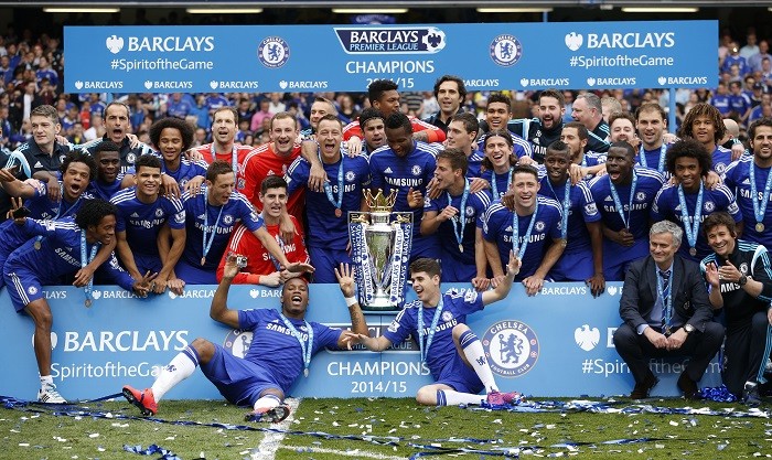 Chelsea players celebrate after being awarded the Premier League title following their win over Sunderland on Sunday Chelsea vs Sunderland