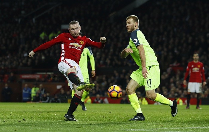 Wayne Rooney, Ragnar Klavan, Manchester United, Liverpool, Stoke, EPL
