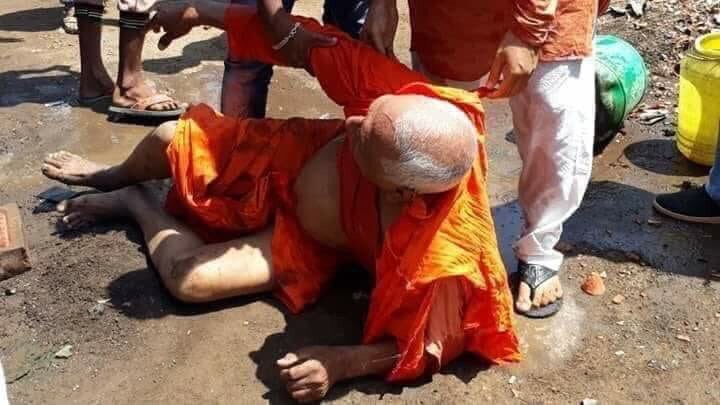 Image result for swami agnivesh attacked