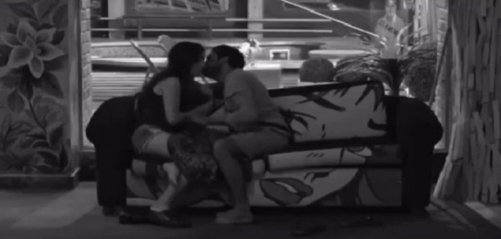 Bandgi Kalra and Puneesh Sharma's intimate moments in the Bigg Boss 11 house Bandgi Kalra and Puneesh Sharma's intimate moments in the Bigg Boss 11 house