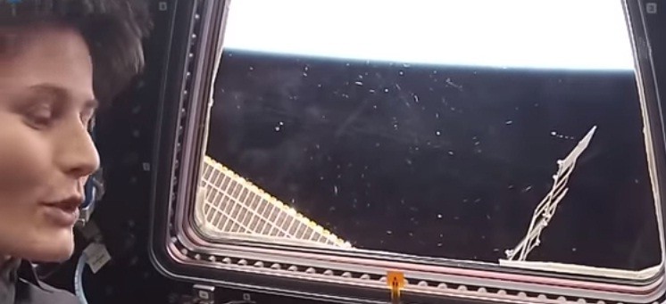 UFO ISS