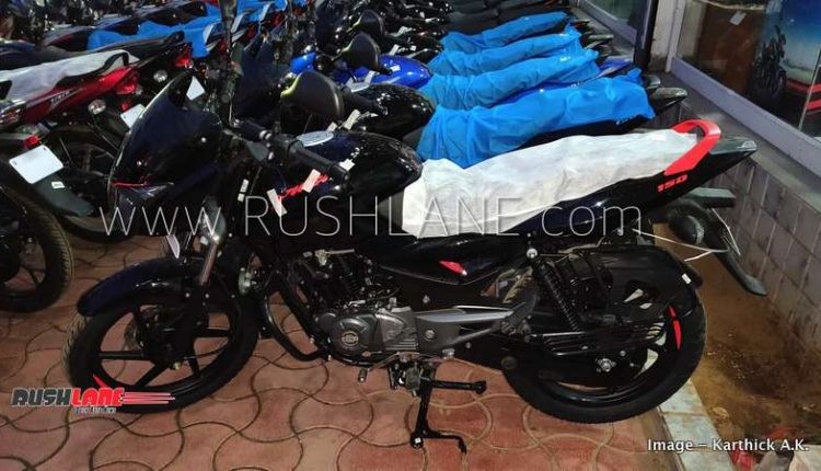 Bajaj Pulsar 150 Classic Black with Red touches Bajaj Pulsar 150 Classic Black with Red touches