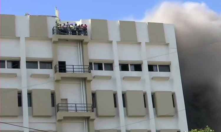 mumbai building fire