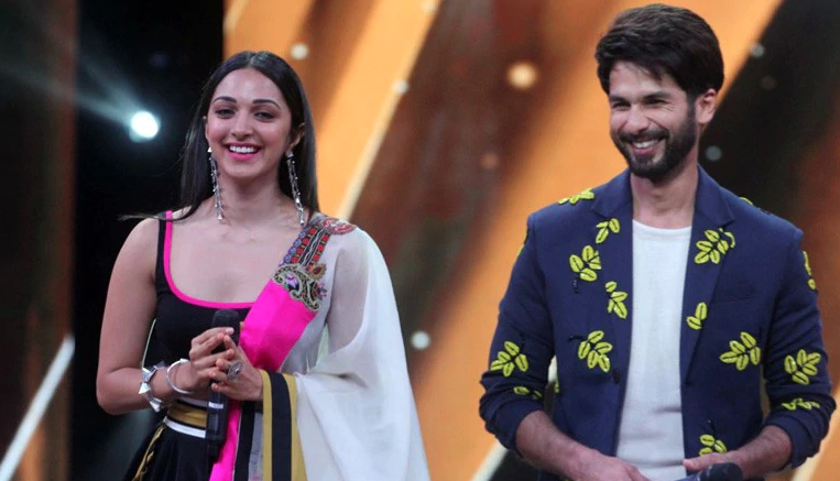 Kiara Advani and Shahid Kapoor on Sa Re Ga Ma Pa Lil Champs 2019. Kiara Advani and Shahid Kapoor on Sa Re Ga Ma Pa Lil Champs 2019