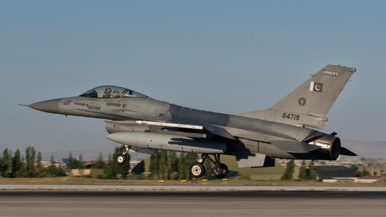 A Pakistani F-16 fighter jet. Pakistan F-16 fighter jet