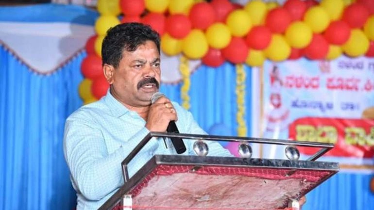 BJP lawmaker from Honnali Legislative constituency, Renukacharya threatened the Muslim community. Renukacharya