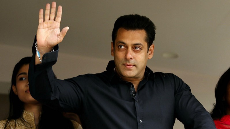 Salman Khan waves to his fans at Galaxy apartment Salman Khan