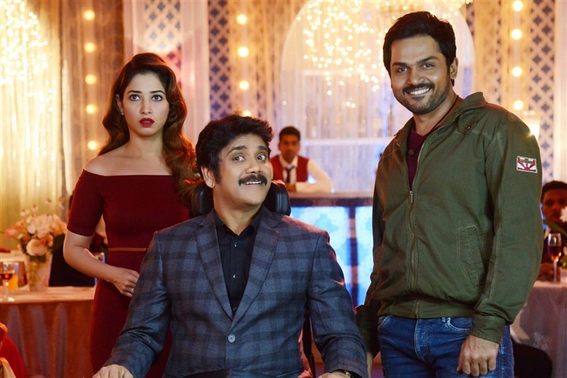 Akkineni Nagarjuna, Karthi and Tamannaah's Oopiri Movie 
