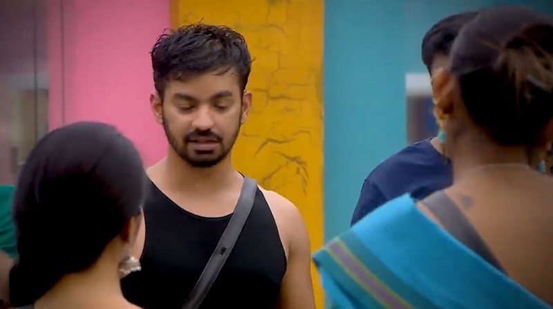 Mahat Raghavendra, Yashika Aannand, Aishwarya Dutta and Shariq Haasan are under attack on Bigg Boss Tamil 2. Bigg Boss Tamil 2