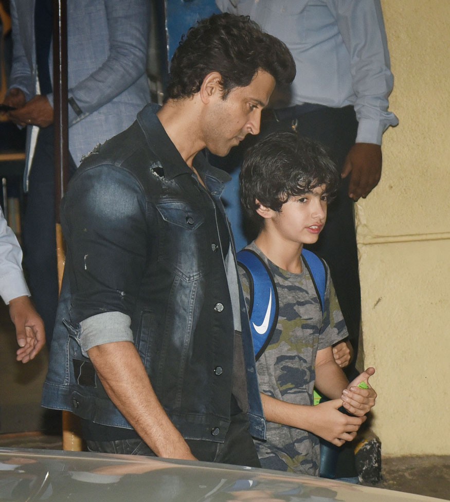 Hrithik Roshan attends Hrehaan and Hridhaan's school 