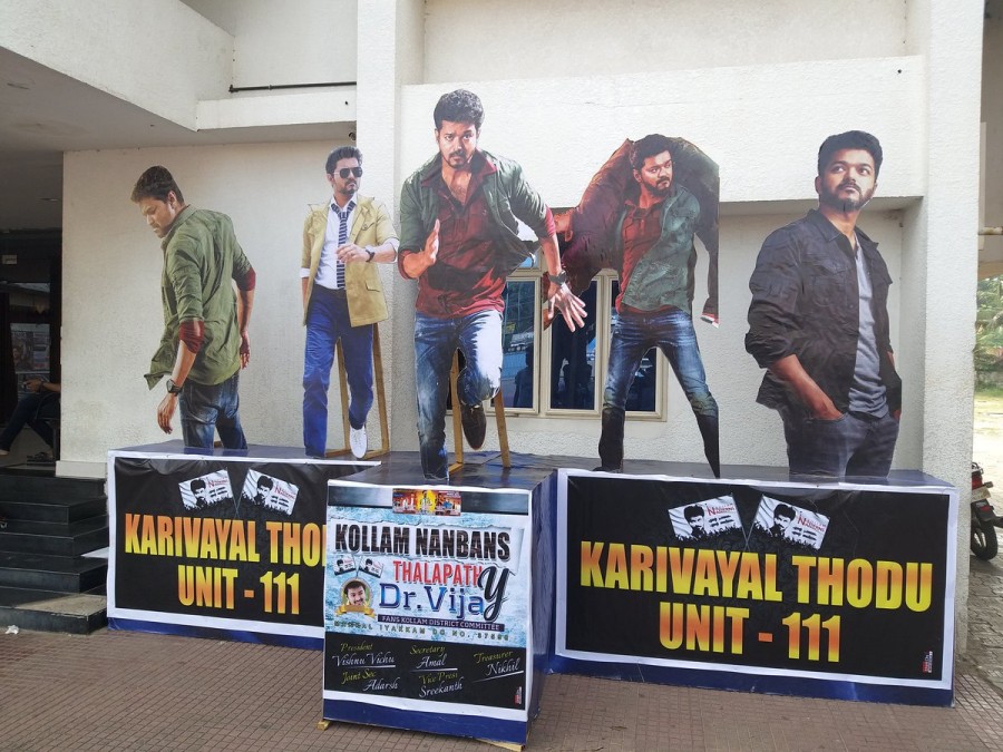Sarkar release: First show of Thalapathy Vijay's film 