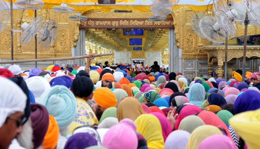 Baisakhi Celebration At Golden Temple - Photos,images,gallery - 6805