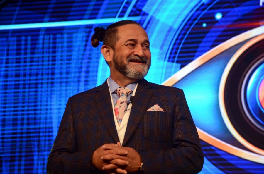 Bigg Boss Marathi: Mahesh Manjrekar launches reality show - Photos