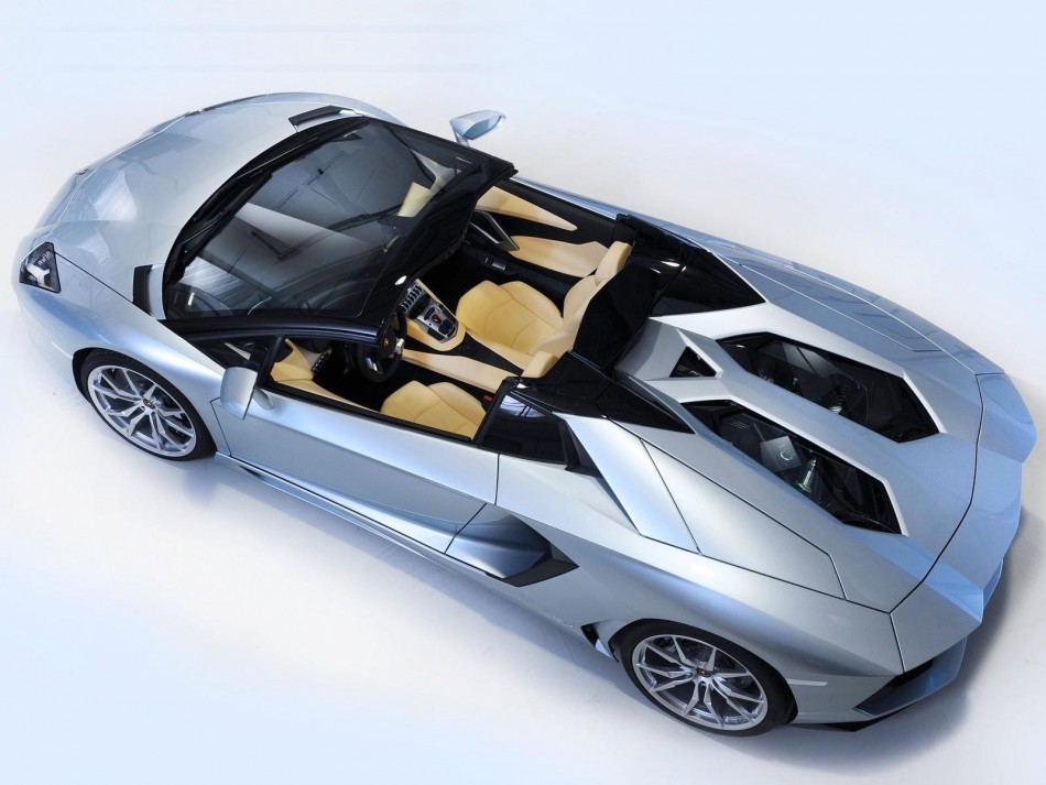 Lamborghini Launches Drop Top Aventador Roadster To Beat Competition In