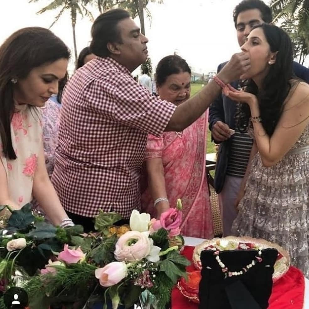 Mukesh Ambani’s son Akash Ambani and Shloka Mehta's pre-wedding party ...