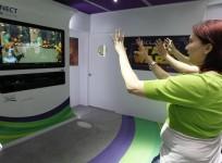 liz-miller-of-los-angeles-plays-kinect-for-star-wars-at-the-microsoft-xbox-360-booth-at-e3-in-los-angeles