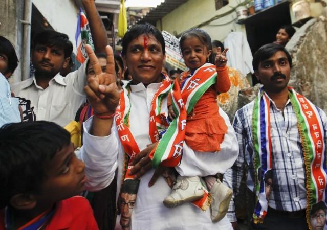 Jyoti Amge, World’s Shortest Woman, Campaigns in Indian Local Elections