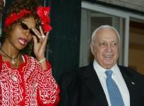 2003-whitney-houston-and-ariel-sharon