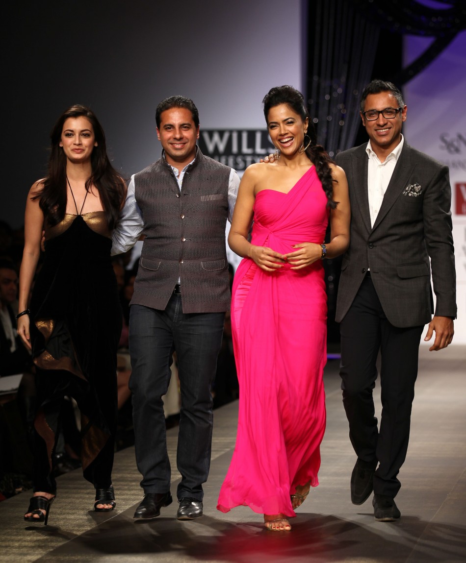Shantanu, Nikhil, Dia Mirza, Sameera Reddy
