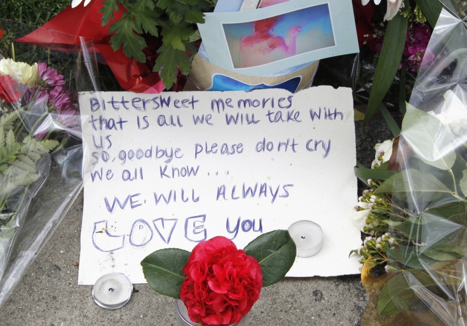 Tribute Note, Whitney Houston