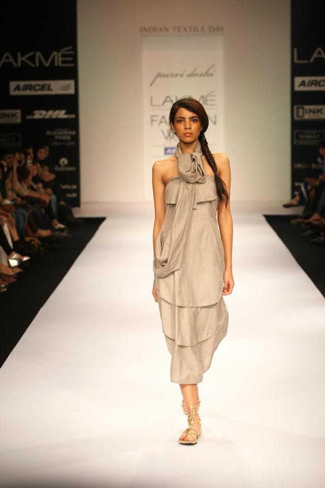 Lakme Fashion Week: Purvi Doshi's Creations Showcased on Day 3 (PHOTOS ...
