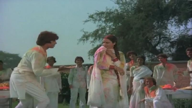 Holi celebration/Ranga Barse