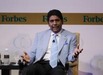 vijay-amritraj-quits-kingfisher-airlines-board