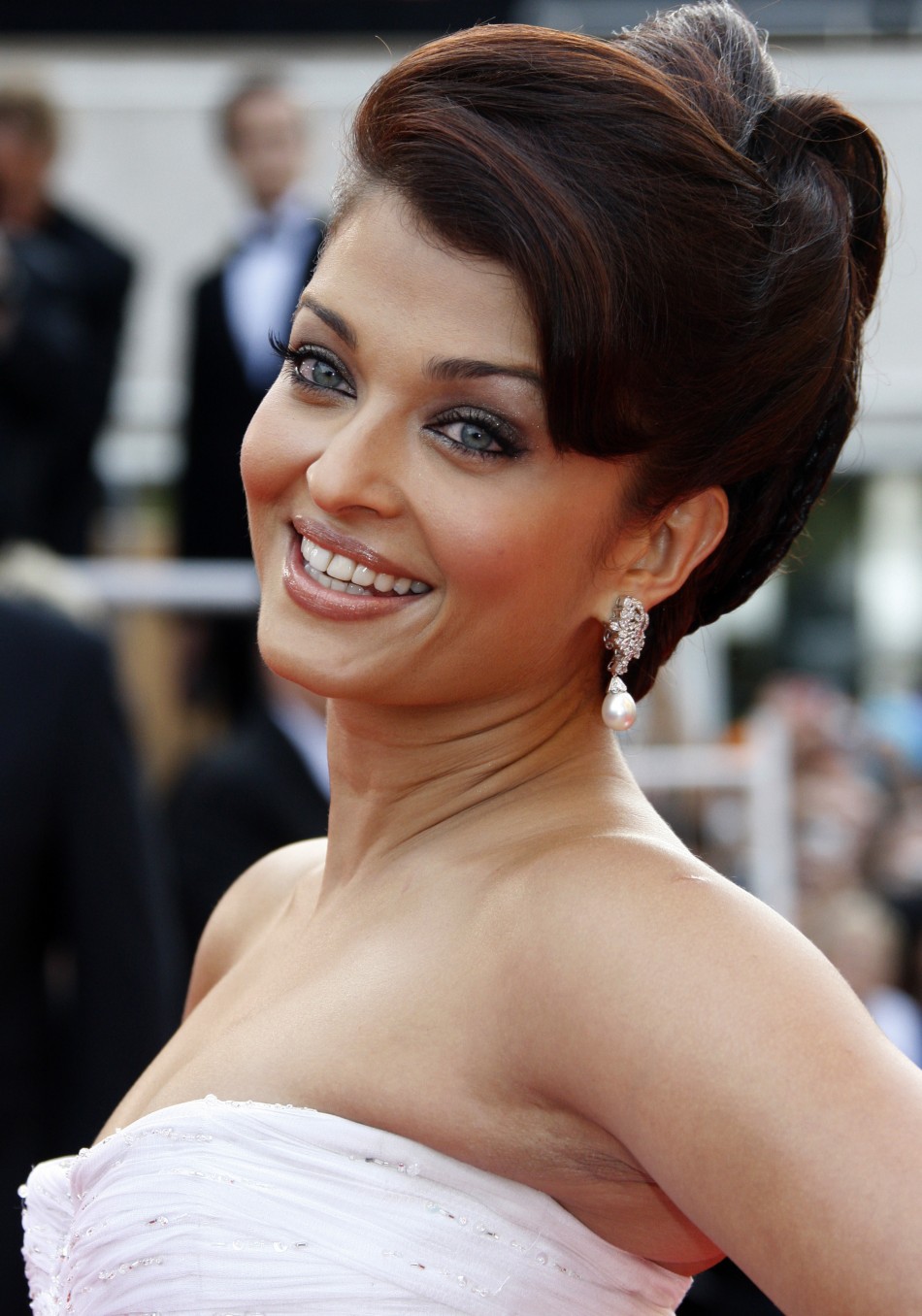 Aishwarya Rai Bachchan Birthday Special: Journey of Former Miss World in  Pictures - IBTimes India