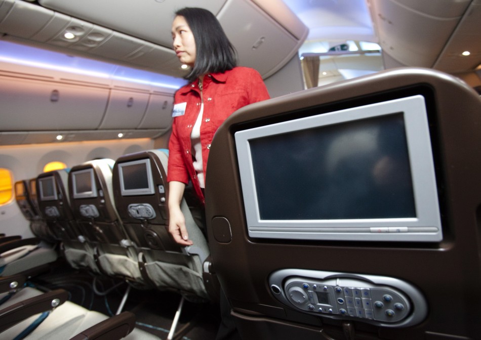 Boeing 787 Dreamliner Aircraft (INSIDE PHOTOS)