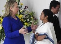 us-secretary-of-state-hillary-clinton-met-west-bengal-chief-minister-mamata