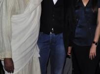 amitabh-bachchan-abhishek-bachchan-aishwarya-rai-bachchan