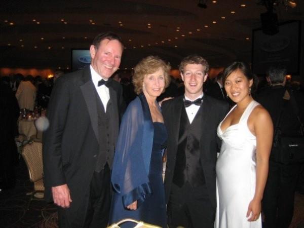 Mark Zuckerberg and Priscilla Chan (Facebook) Mark Zuckerberg and Priscilla Chan