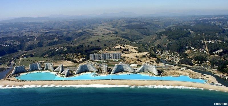 worlds-largest-deepest-pool.jpg?w=799&h=