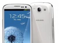 samsung-galaxy-s3-vs-motorola-razr-xt910