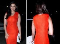 parineeti-chopra-suffers-wardrobe-malfunction-facebook