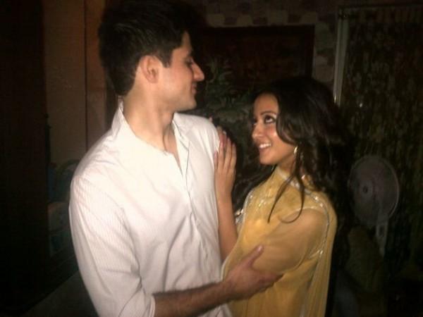 Actress Raima Sen with her close friend Varun Thapar. (Twitter) Actress Raima Sen with her close friend Varun Thapar. (Twitter)