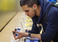 iphone-5-sales-not-hit-by-broken-ios6-maps-app
