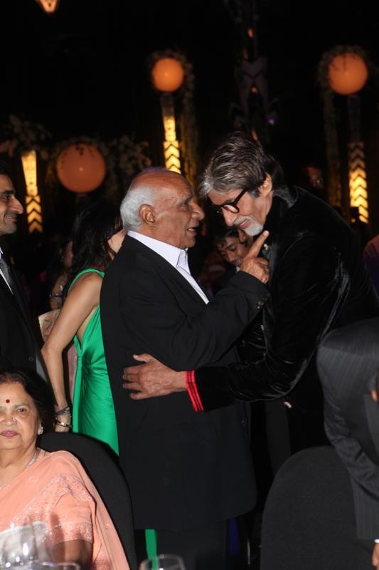 Yash Chopra, Amitabh Bachchan