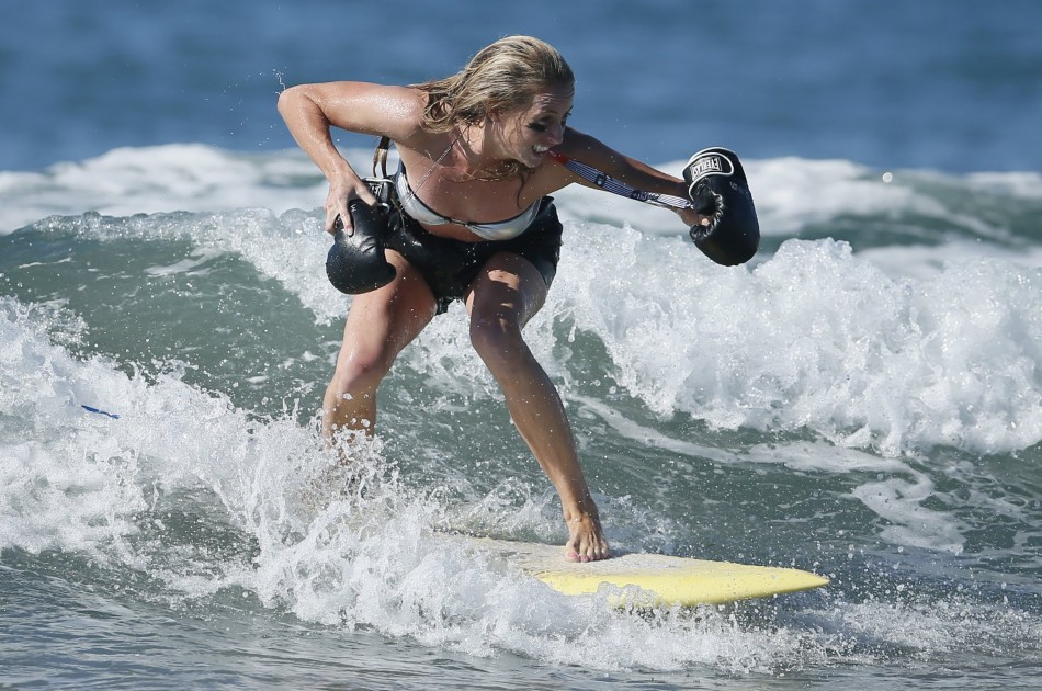 Halloween surf contest