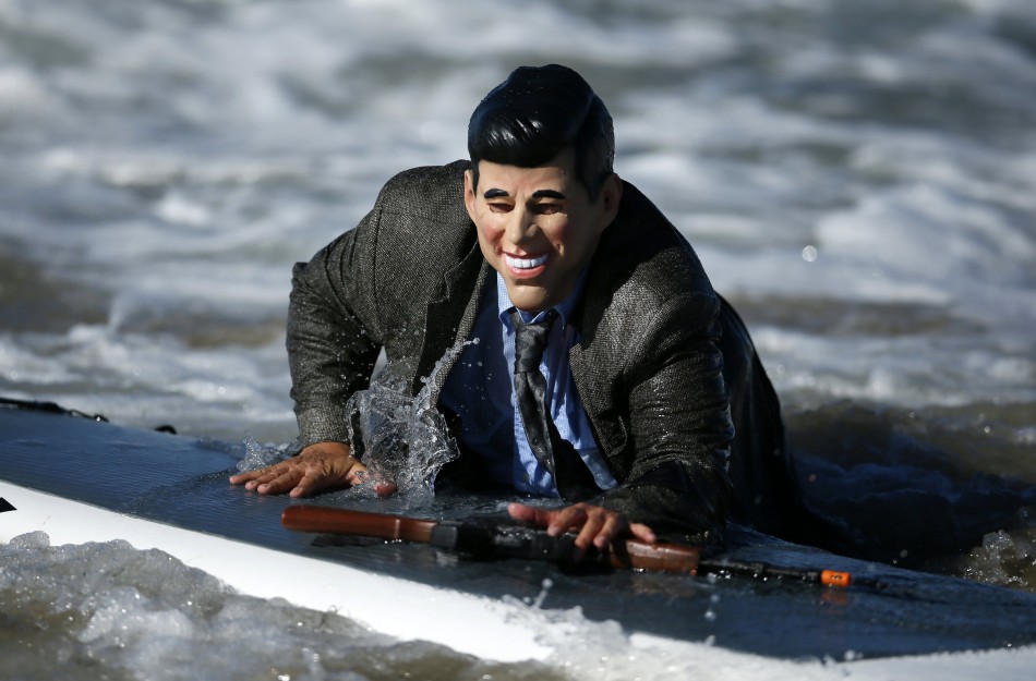 Halloween surf contest