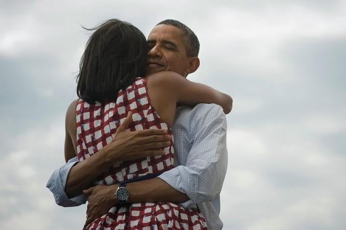 The photograph set new Facebook and Twitter record. Barack Obama