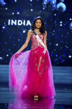 Miss India 2012 Singh competes in an evening gown of her choice during the Evening Gown Competition of the 2012 Miss Universe Presentation Show in Las Vega Miss Universe 2012