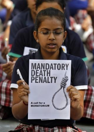 Delhi Gang Rape: ‘I Doubt If This Is A Case Of Suicide’ Says Defence Counsel