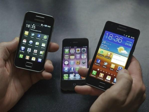 smartphones consumer comparing smartphones
