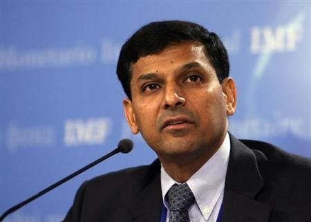 Raghuram Rajan speaks during a news conference on the World Economy Outlook in Singapore September 14, 2006.