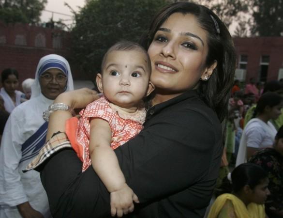 Raveena Tandon made her debut in 1991, with Anant Balani’s “Patthar Ke Phool”, for which she won the Filmfare New Face award. The National Award-winning actress married film distributor Anil Thadani in 2004 and is the mother of four, including two adopted children. Her latest post-marriage appearance was “Bbuddah… Hoga Tera Baap” (2011). Raveena Tandon