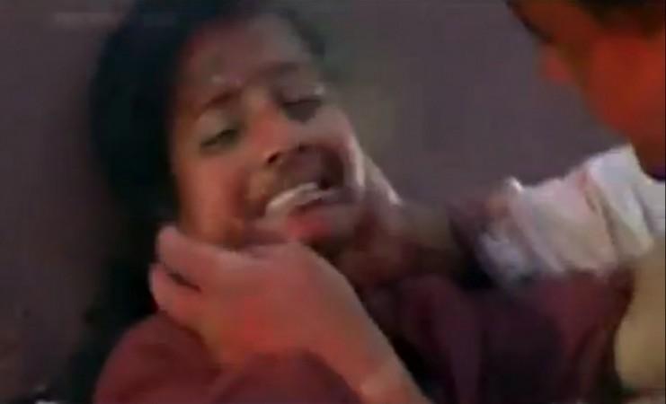 The plot of the movie Damini was based on the rape of a maid and the struggle of Damini (Meenaksho Sheshadri) to give her justice. Damini