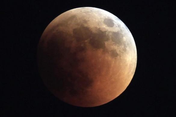 Partial lunar Eclipse July 2019: Where, when and how to watch in India ...