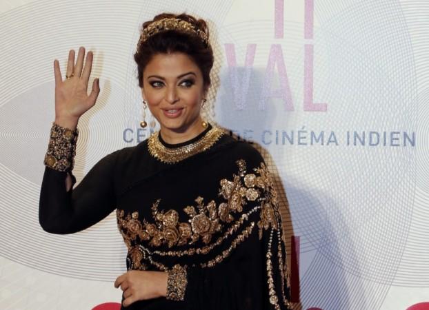 Aishwarya Rai poses as she arrives at the evening's gala of the film Aishwarya Rai
